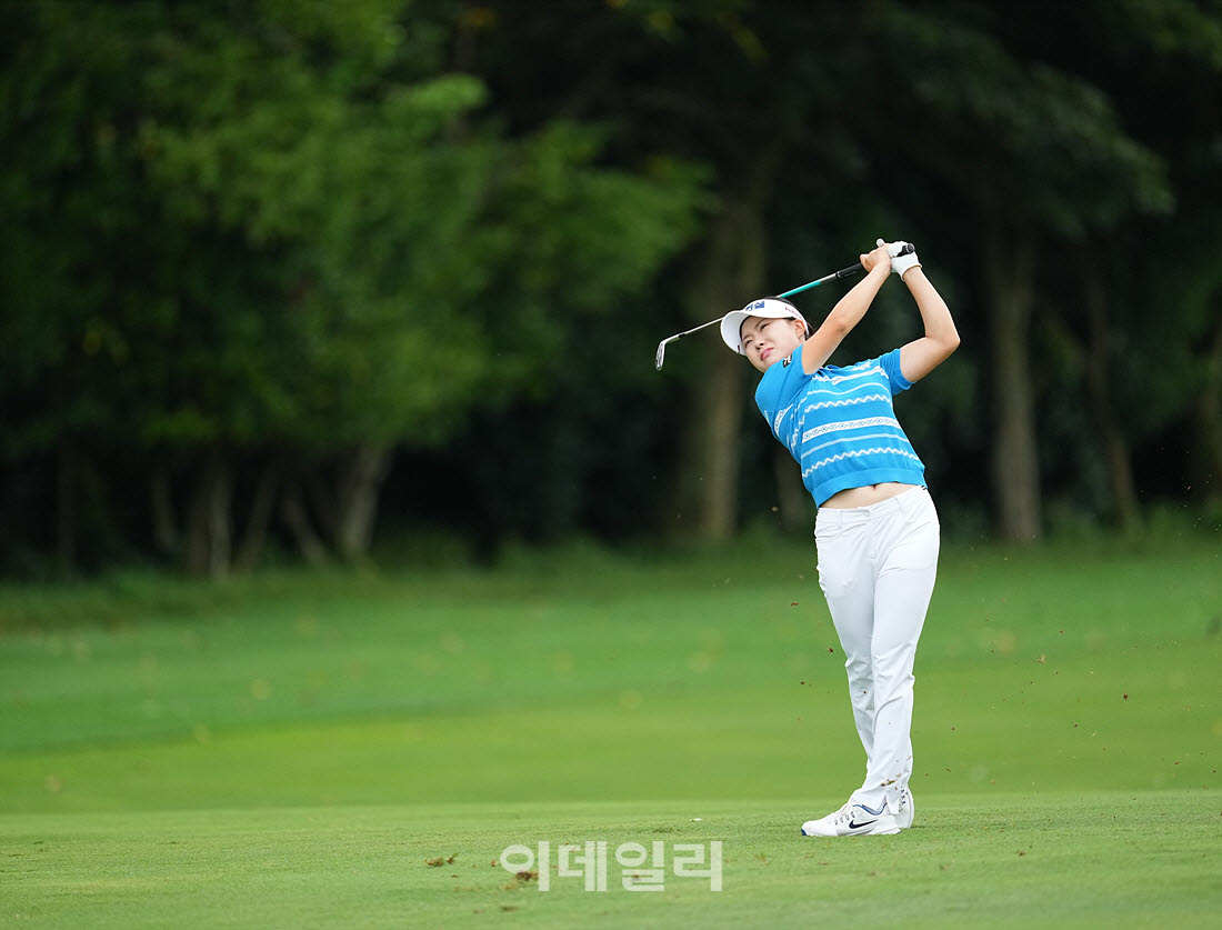 [포토]서어진,첫 버디를 향하여