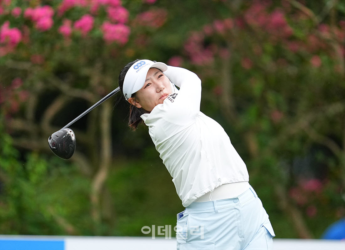[포토]강채연,생애 첫 우승이 보인다