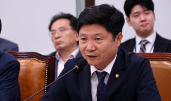 외통위, 홍기원·김대식 간사 선출