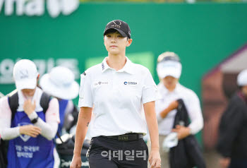 [골프IN화보]박성현, 메디힐 한국일보 챔피언십 1라운드 1오버파 기록