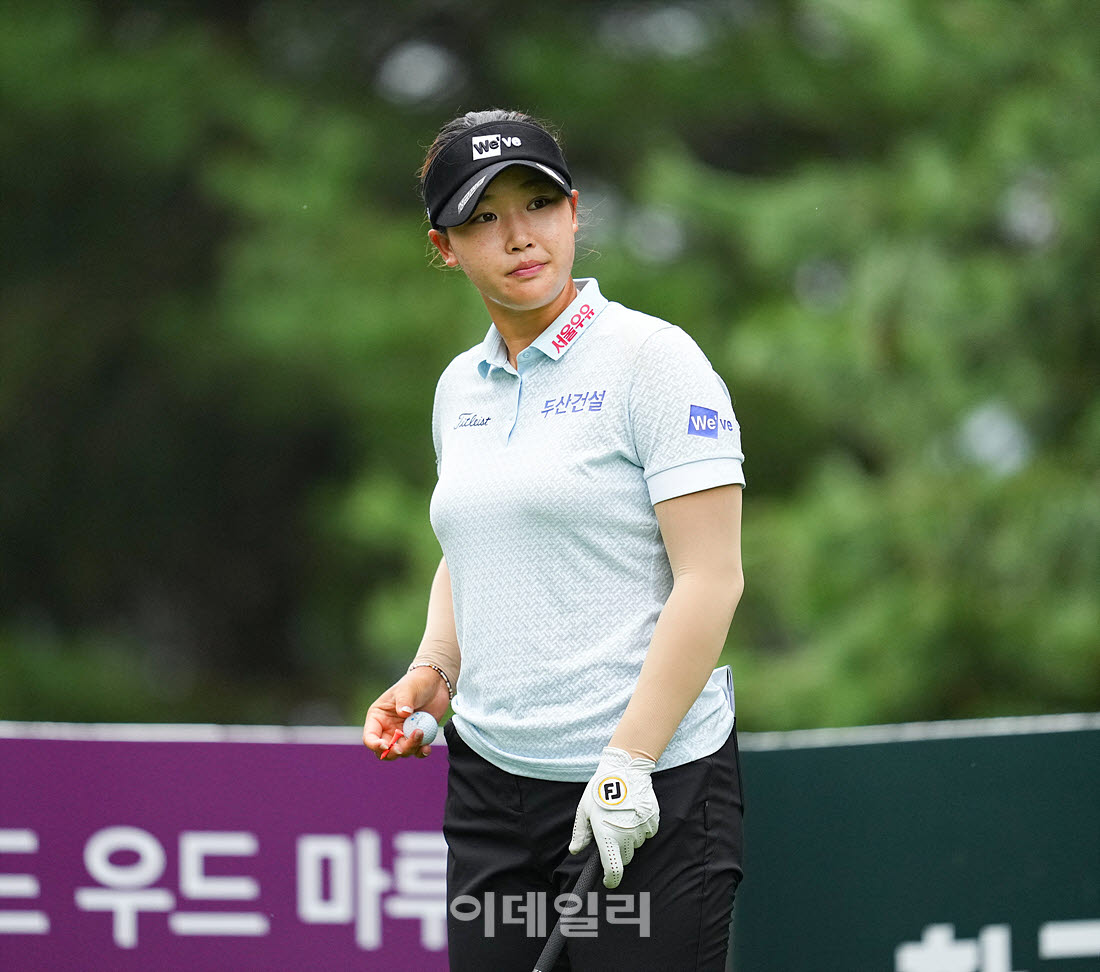 [골프IN화보]김민솔, 메디힐 한국일보 챔피언십 최종일 앞두고 최예림과 공동 선두