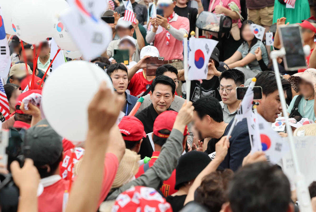 "선관위 부실 드러나, 특검 규명해야"…국힘, 與에 "수사 개입 말라"