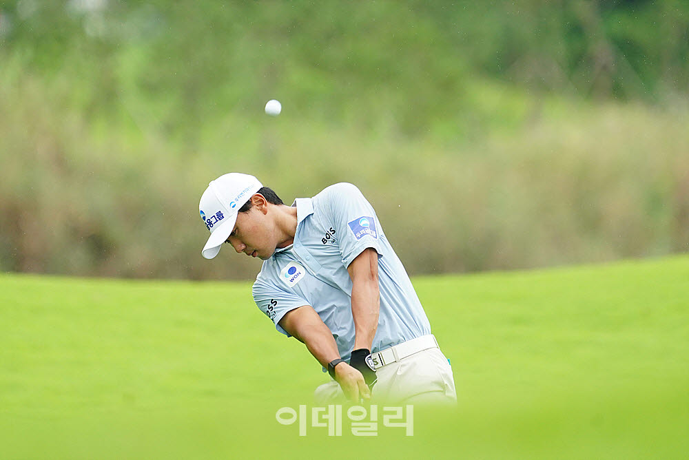 [포토] 조우영, 러프 탈출