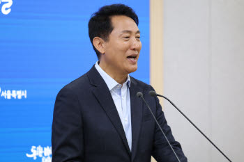 김윤덕 만난 오세훈 "용산공원 관련 '평행선'…부지 일부도 개발 안 돼"
