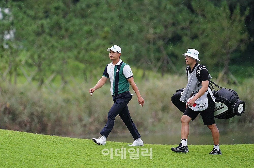 [포토] 박은신, 산으로 간 내 볼