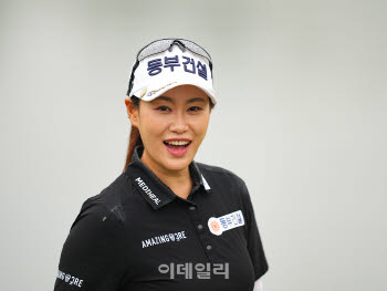 [골프IN화보] 지한솔, BC카드 한경 KLPGA 챔피언십 2라운드 마무리 대회 성적 요약