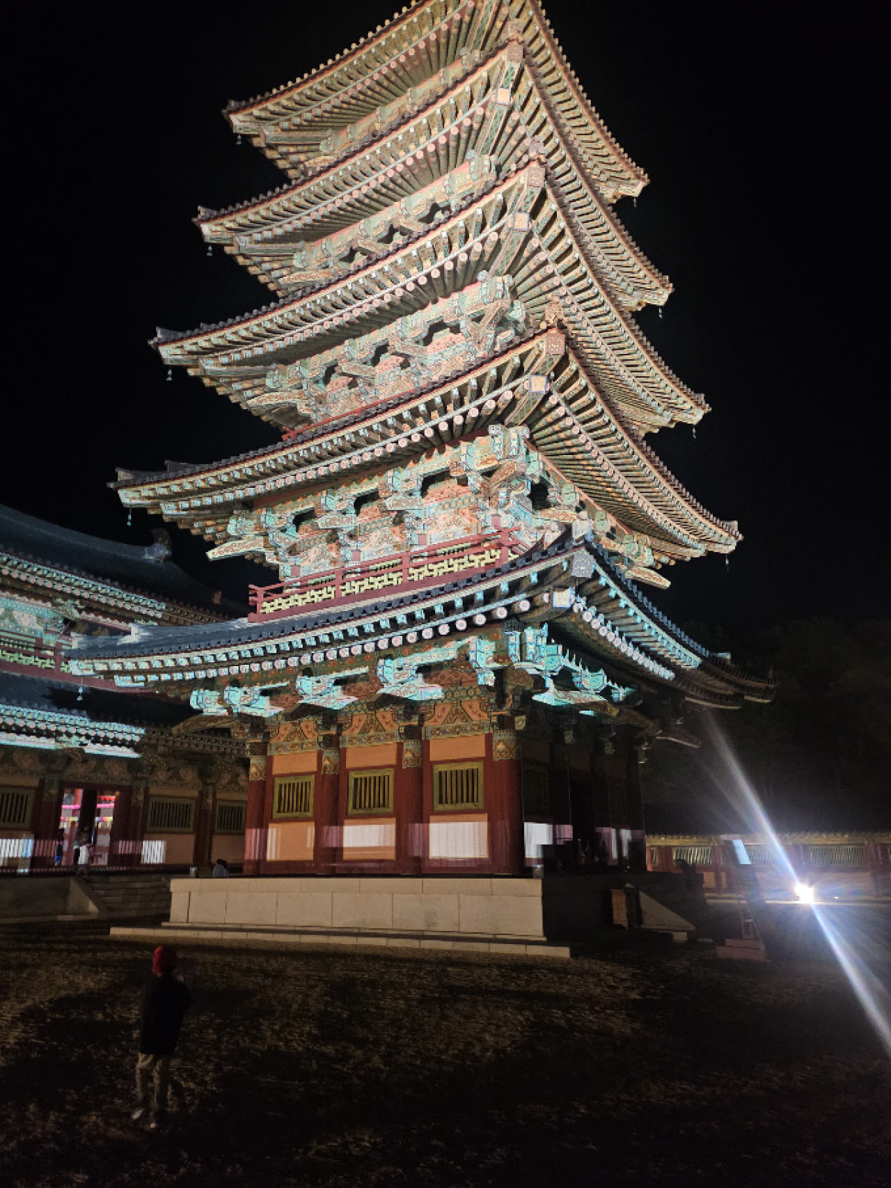 "살아 숨쉬는 백제 문화를 느끼다"...부여 백제문화단지[가보니]