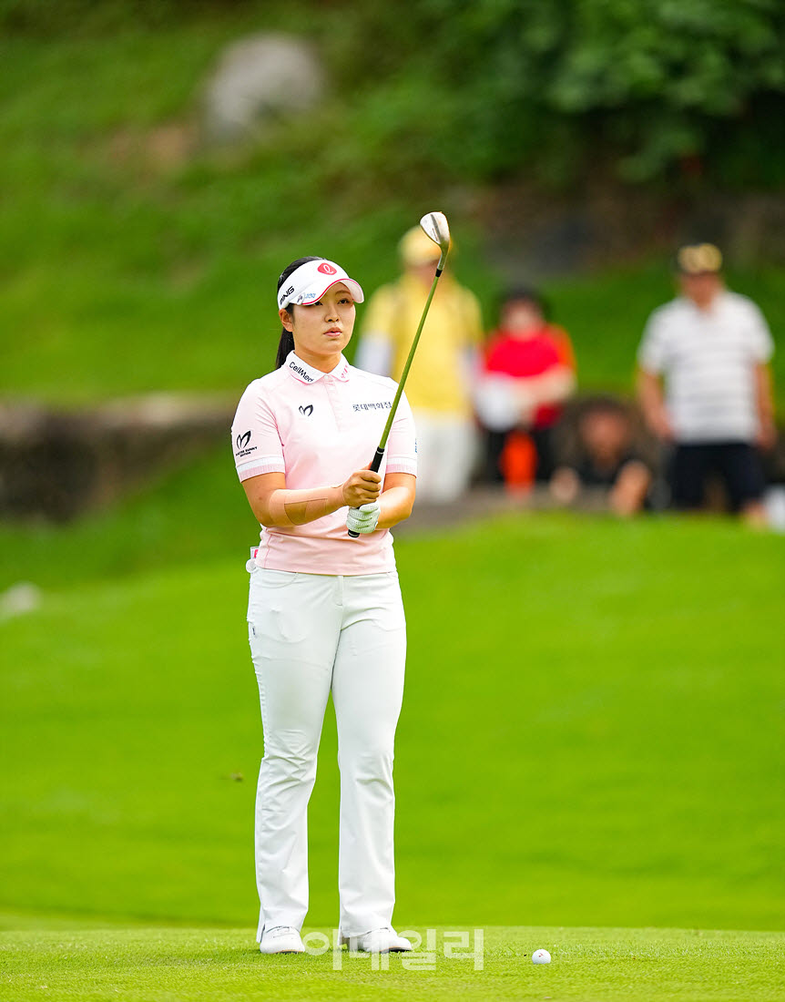 [골프IN화보] 유현조, 최종 라운드 공동 12위로 대회 마무리… BC카드·한경 KLPGA 챔피언십