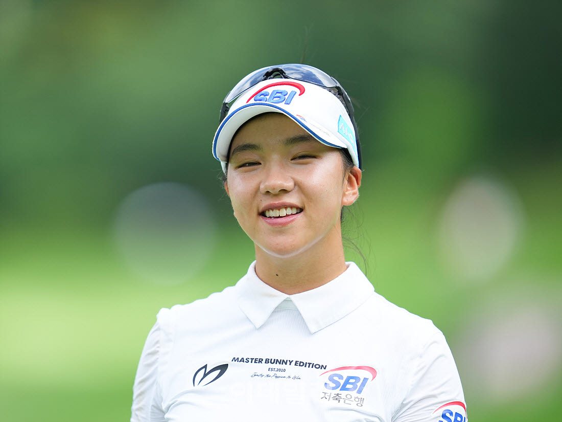[포토]강민진,반가운 미소