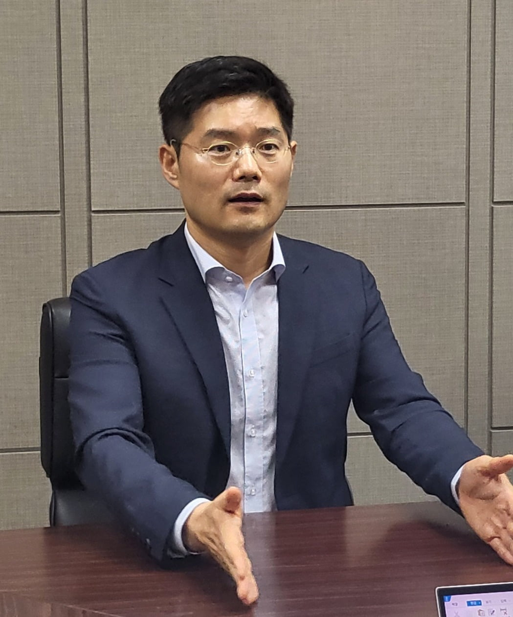 김남용 큐리옥스 대표 "글로벌 기업과 수주 계약, 선입금 계약 또 나올 것"
