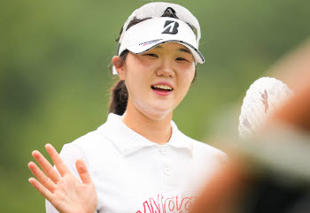  유아현, 3라운드 무빙데이 맹활약 '제15회 KG 레이디스 오픈'