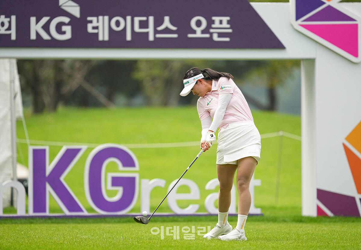 [골프IN화보] 안재희, 3라운드 경기 장면 '제15회 KG 레이디스 오픈'