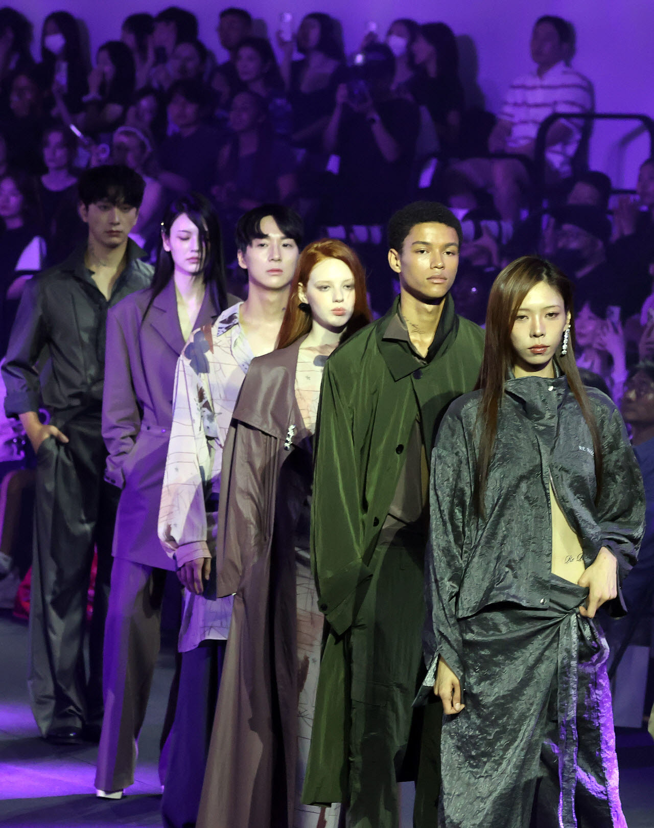 [포토]미리보는 2027년 트렌드… ‘서울패션위크’ 개막