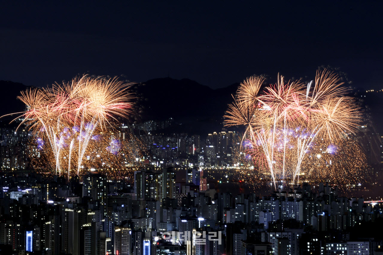 [포토]한달 더 빨리, 더 밝게 타오르는 불꽃