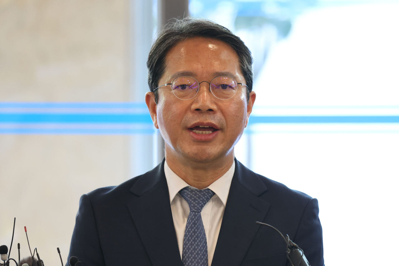 [포토]신약 청탁 관련 입장 밝히는 김승원 장관 후보자