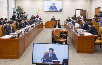 소위 구성 끝낸 재경위…미래대응기금·부동산세제 논의 본격화
