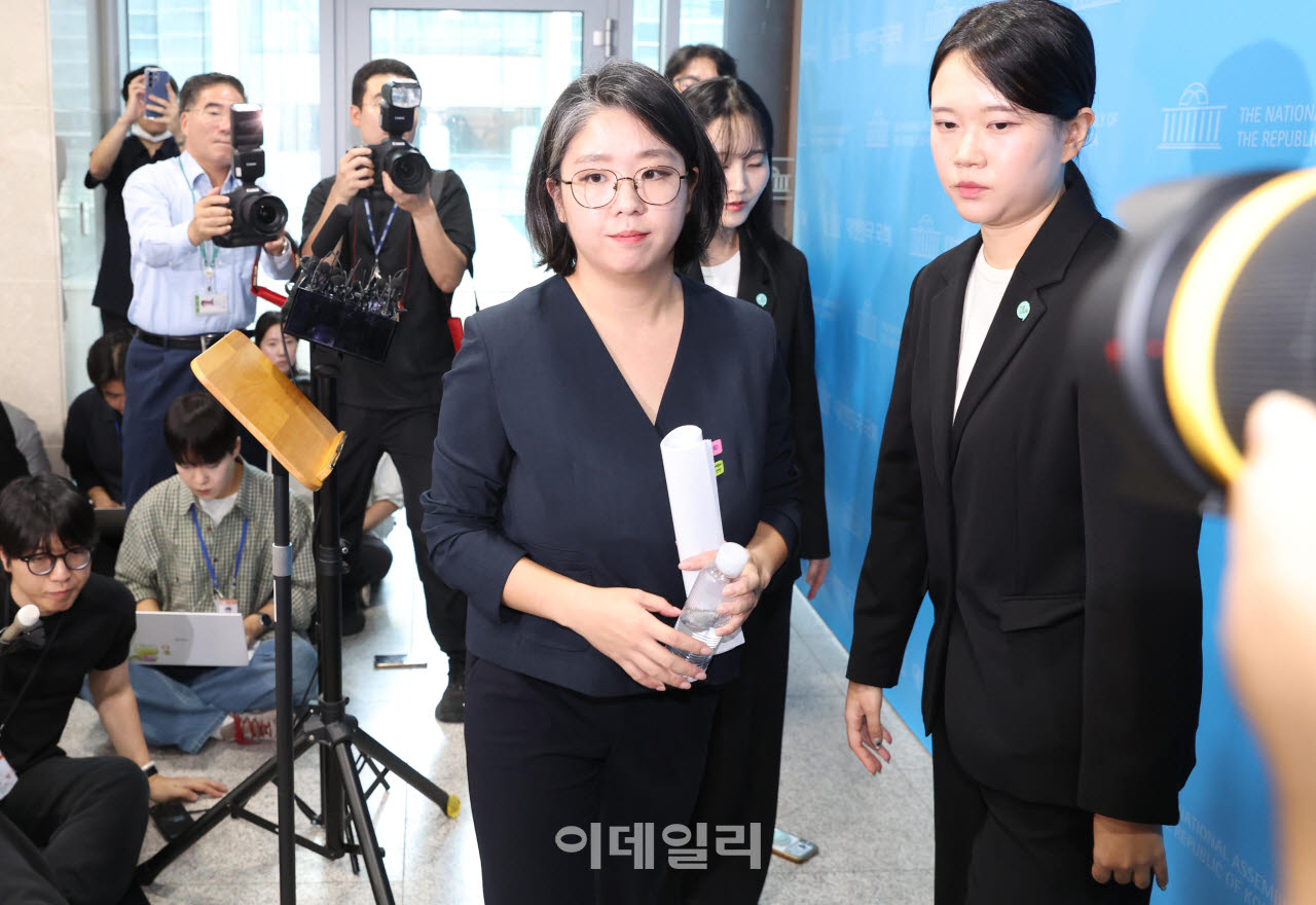 [포토]용혜인, '인사청문회 열어달라'