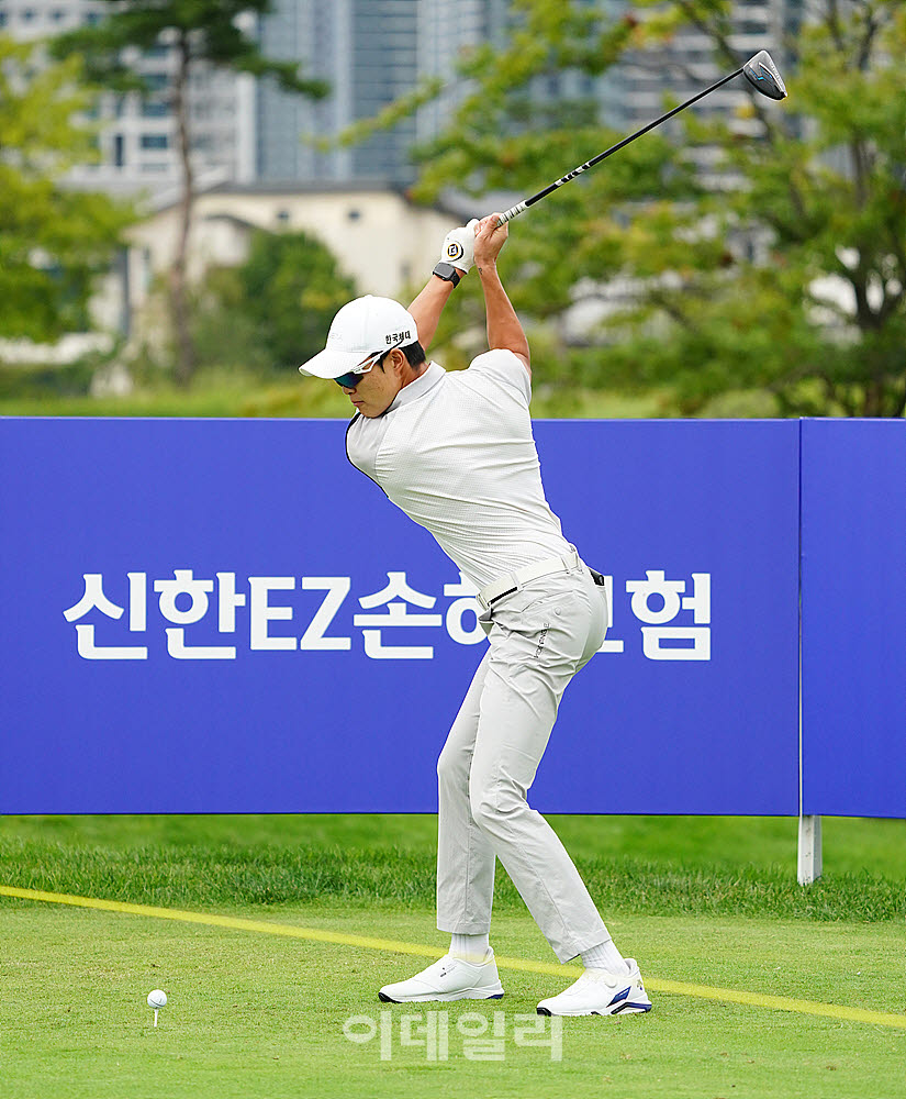 [포토] 박준홍, 큰 키를 이용한 호쾌한 샷