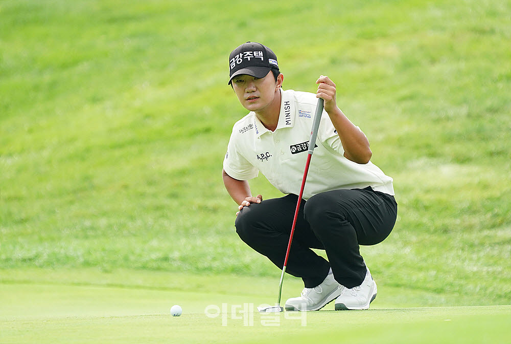 [포토] 옥태훈, 신중하게