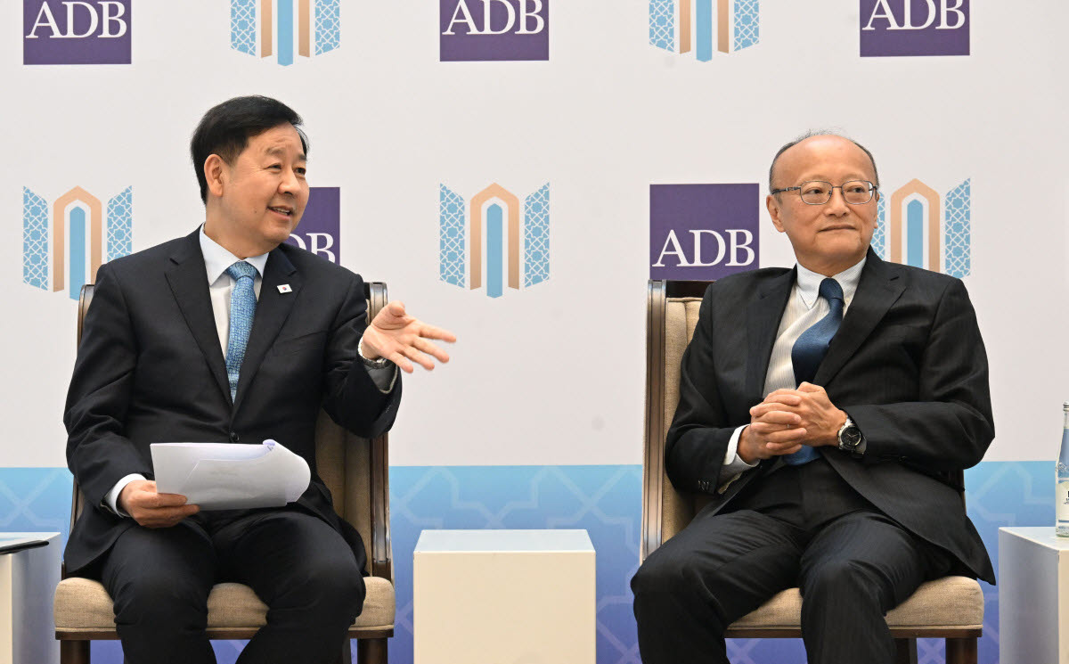 ADB 총재 "韓-중앙아시아 사업 지원…협조용자 준비됐다"