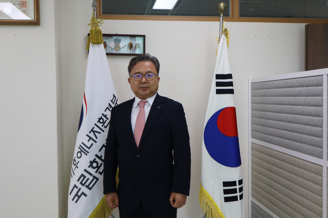 김영우 국립환경과학원장 취임…"AI·환경위성 연구 강화"