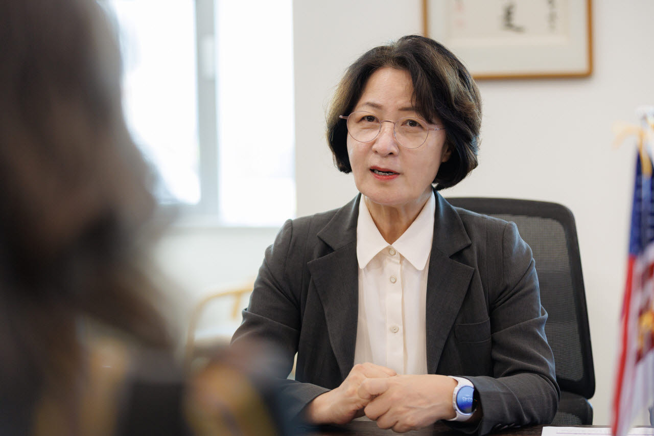 '추미애 사퇴' 청원에 경기도 "사실 왜곡, 깊은 유감"
