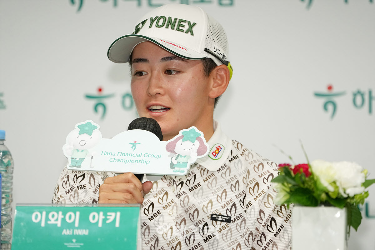 [포토]이와이 아키,최선을 다할게요