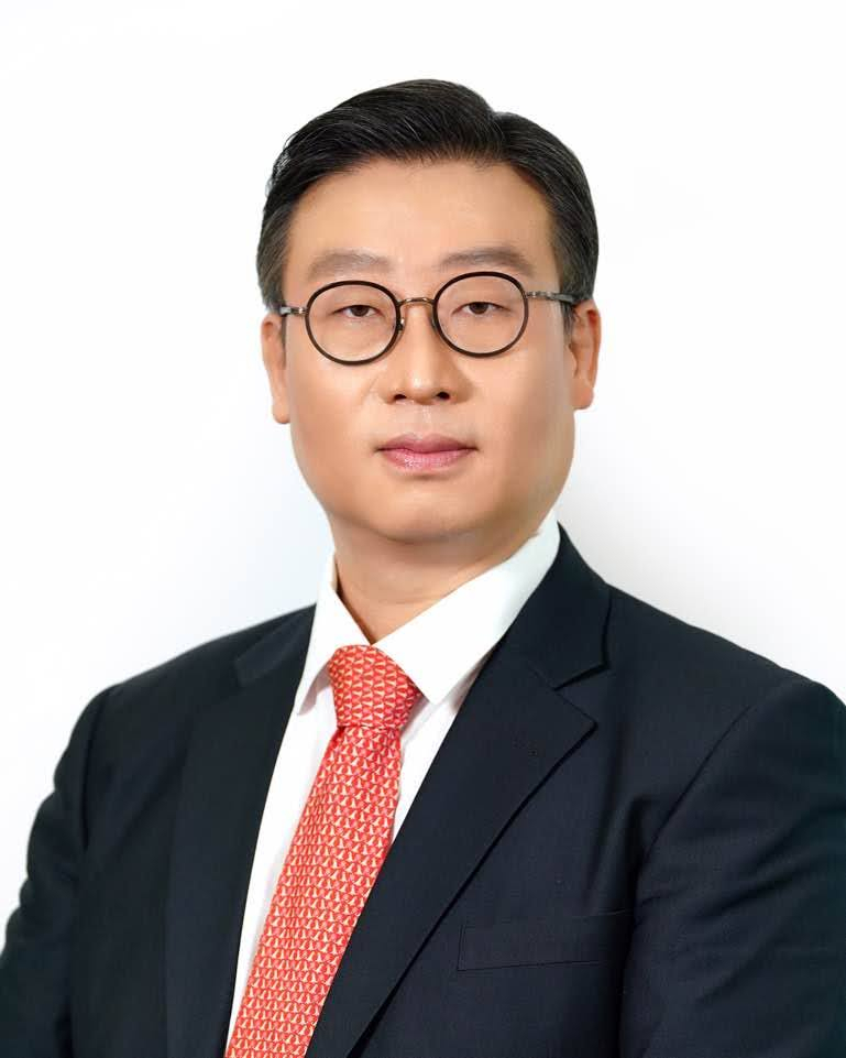 “호텔 투자 전문가 모셨다”…JLL '30년 경력' 이응석 전무 영입