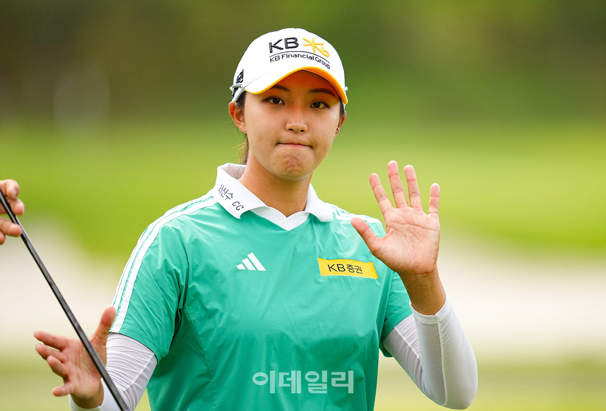 [포토]박예지,우승 다짐 손인사