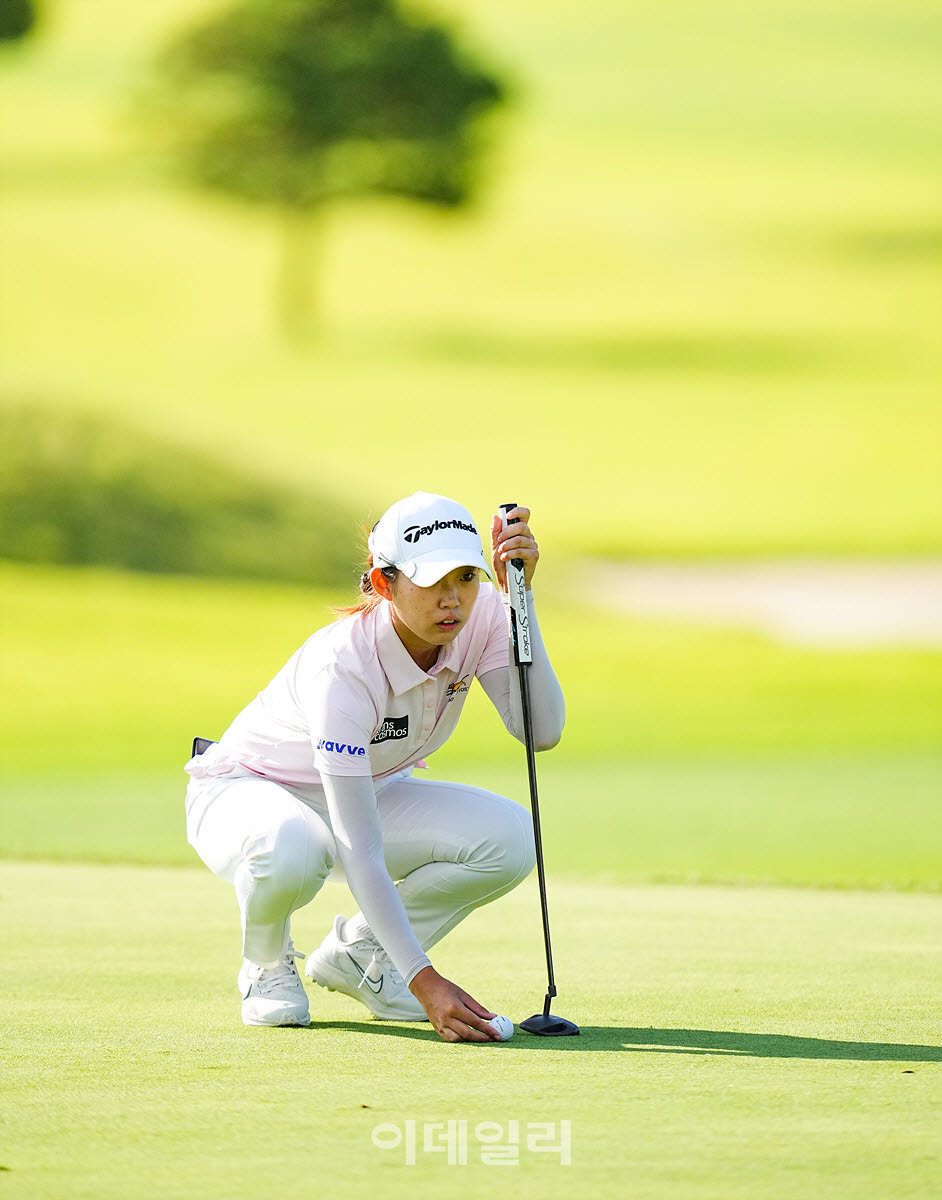 [포토]김서아,버디 노리는 시선