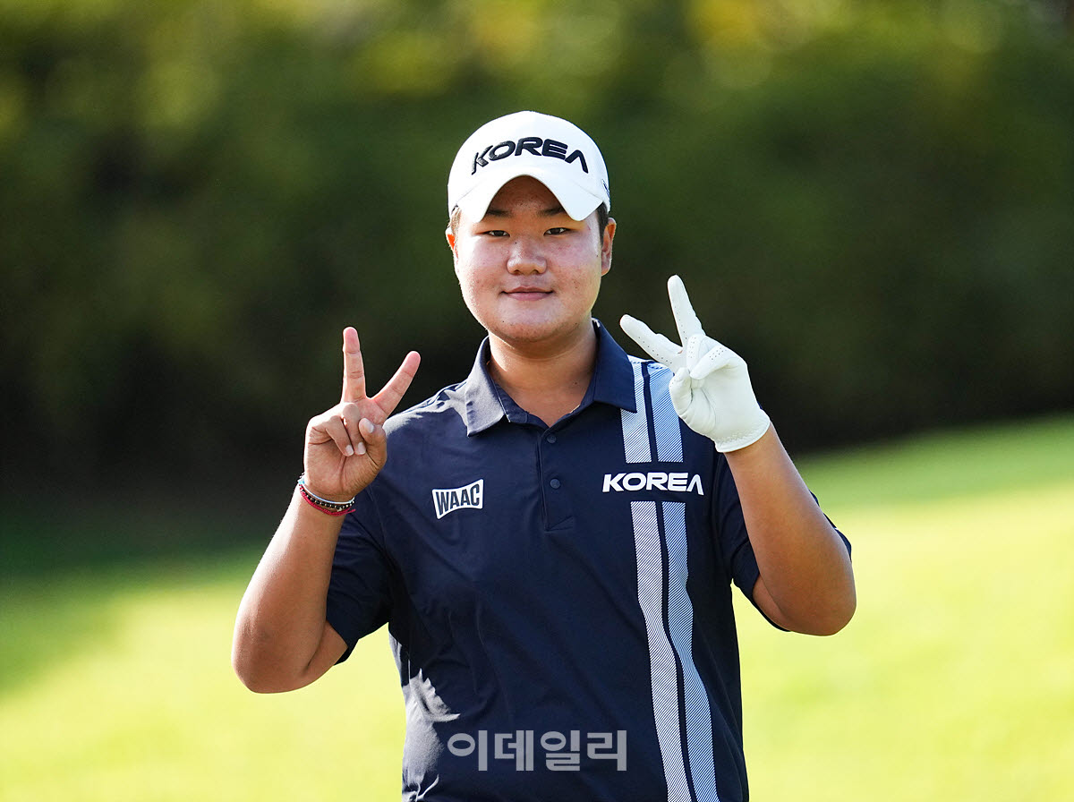 [포토]유민혁,최종일 승리의 쌍브이