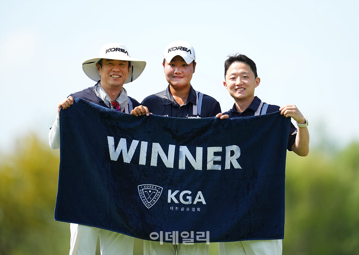 [포토]유민혁-김형태 감독,국가대표 팀 우승이다