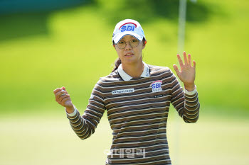  김가희2, 하나금융그룹 챔피언십 3라운드 경기 장면