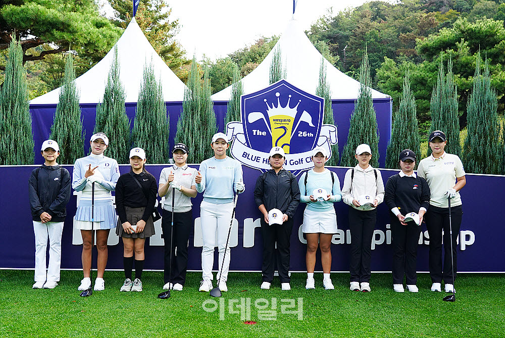 [포토] 김민솔, 성유진, 박보겸, 고지원, 다 같이 기념 사진 부터 찌고 시작해요