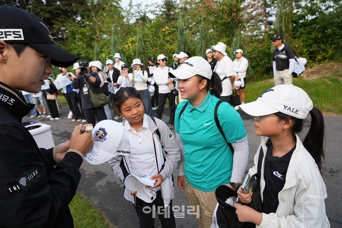 [포토]박성현,이름 넣어줄게