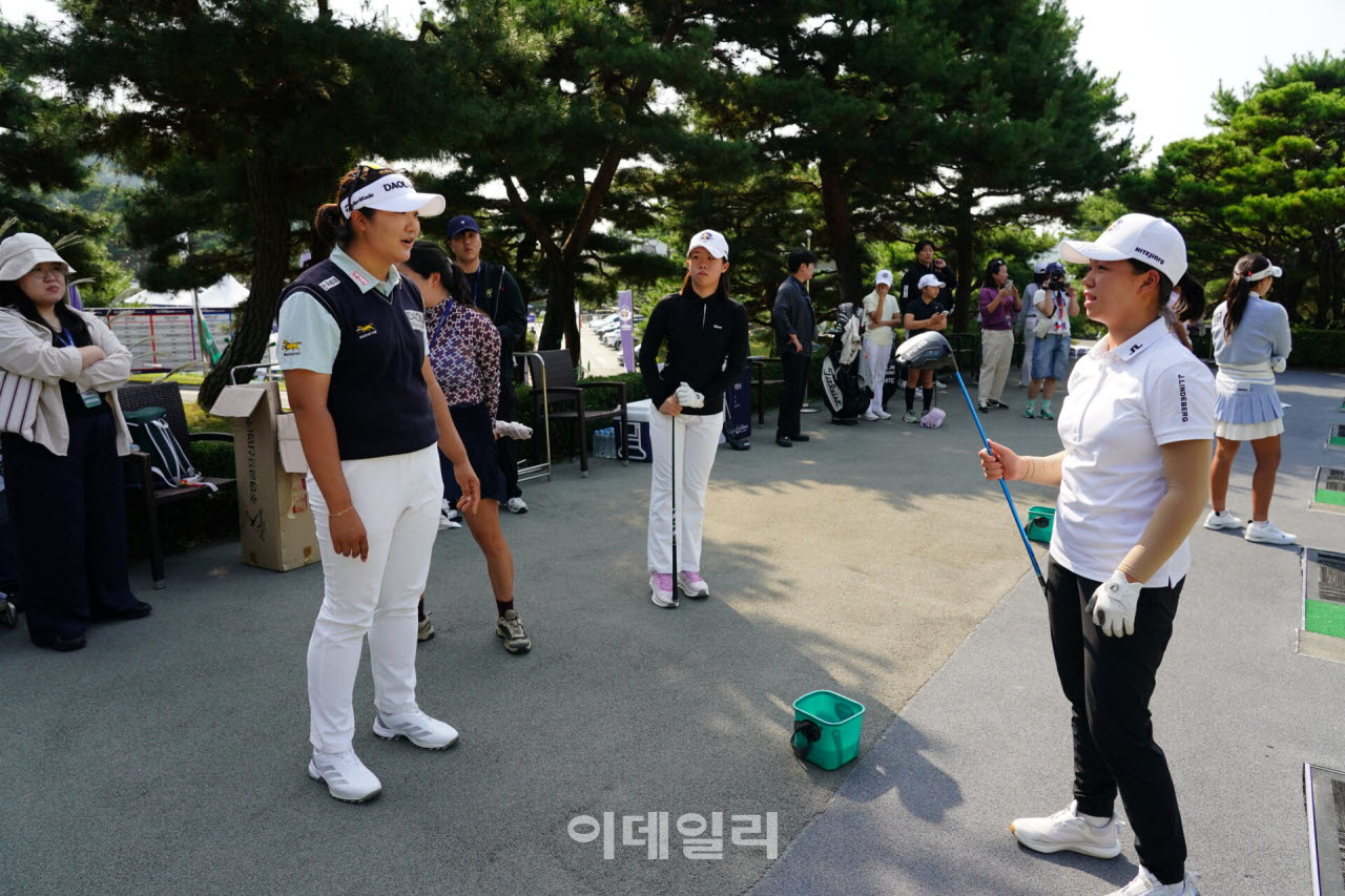 [포토]유해란,앞으로 응원해줄게