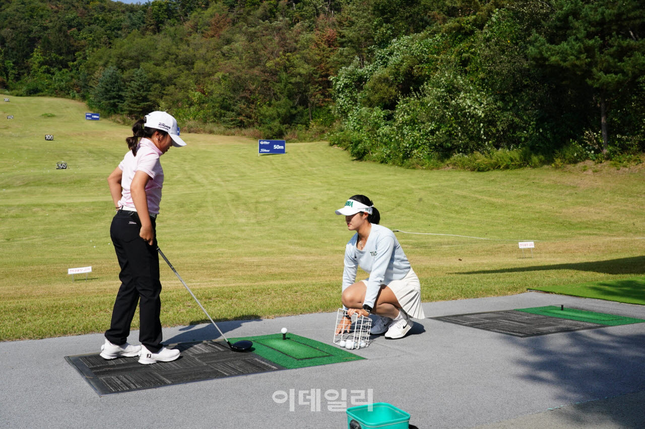 [포토]김민별,스탠스 봐줄게
