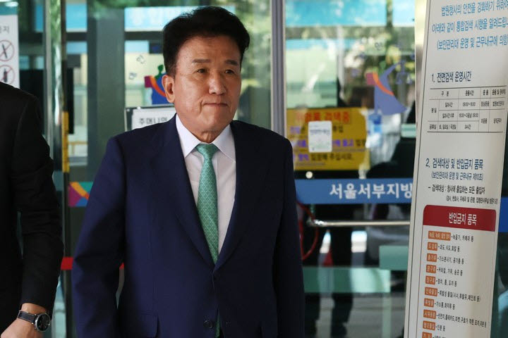 하나금융 회장 파기환송심 변론 종결…내달 26일 선고 예정
