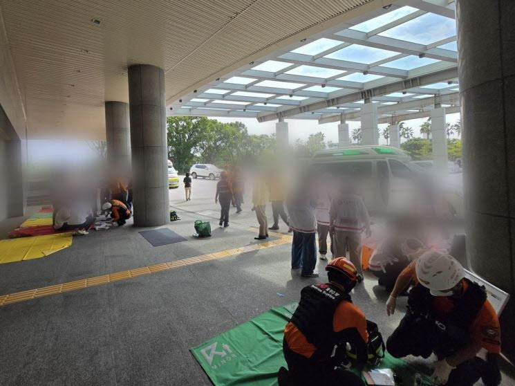 염소가스 사고에 고개 숙인 조선호텔…“재발방지책 마련”