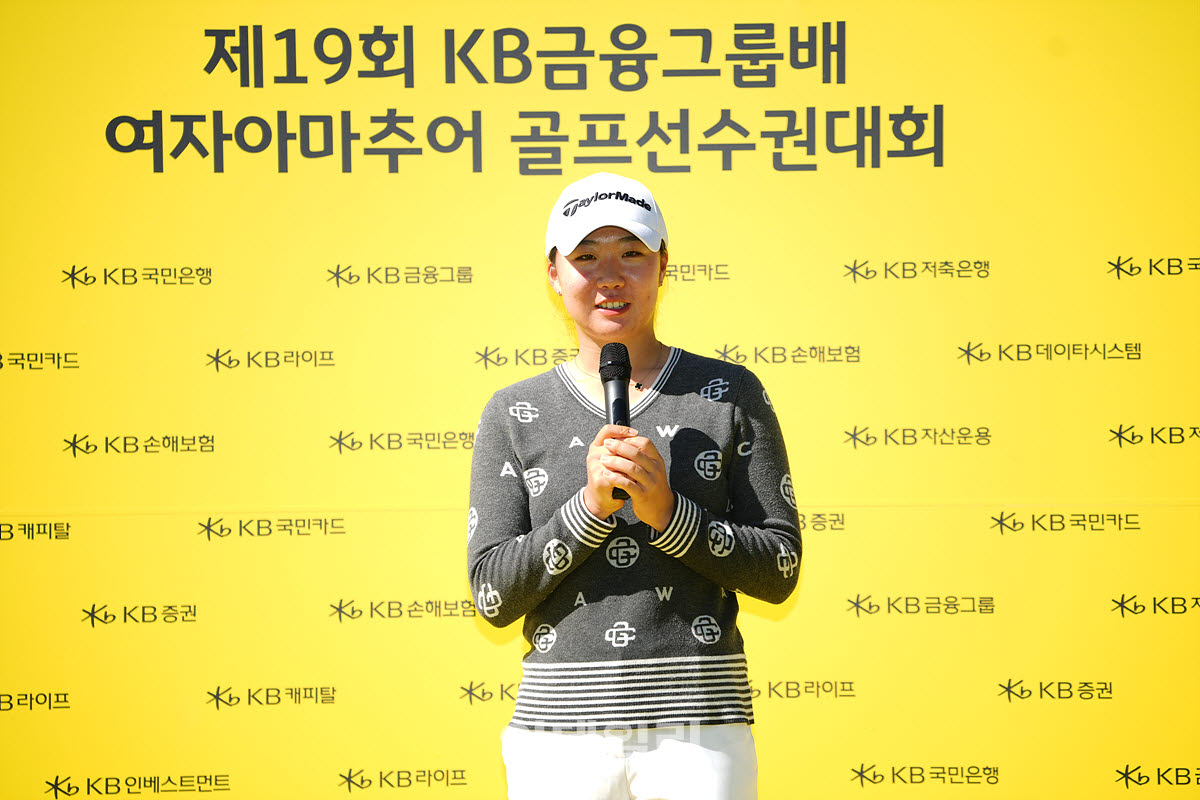 [포토]안윤주,첫 우승 감격의 소감 발표