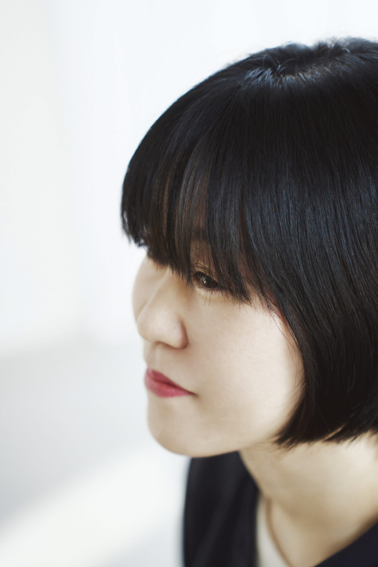 ‘안녕이라 그랬어’ 김애란 소설가, 제41회 만해문학상 수상