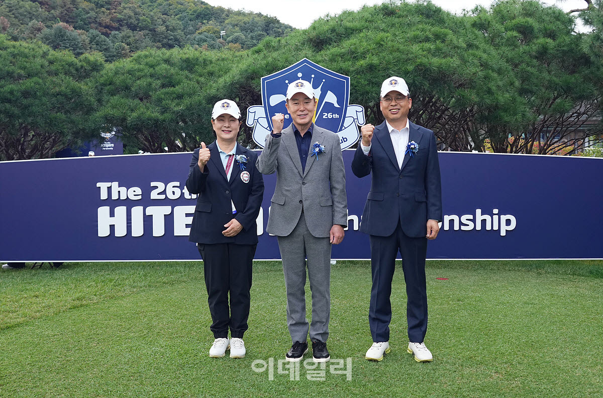 [포토]권오삼 대표-장인섭 대표-김순희 수석 부회장,성공적인 대회 개최를 위하여