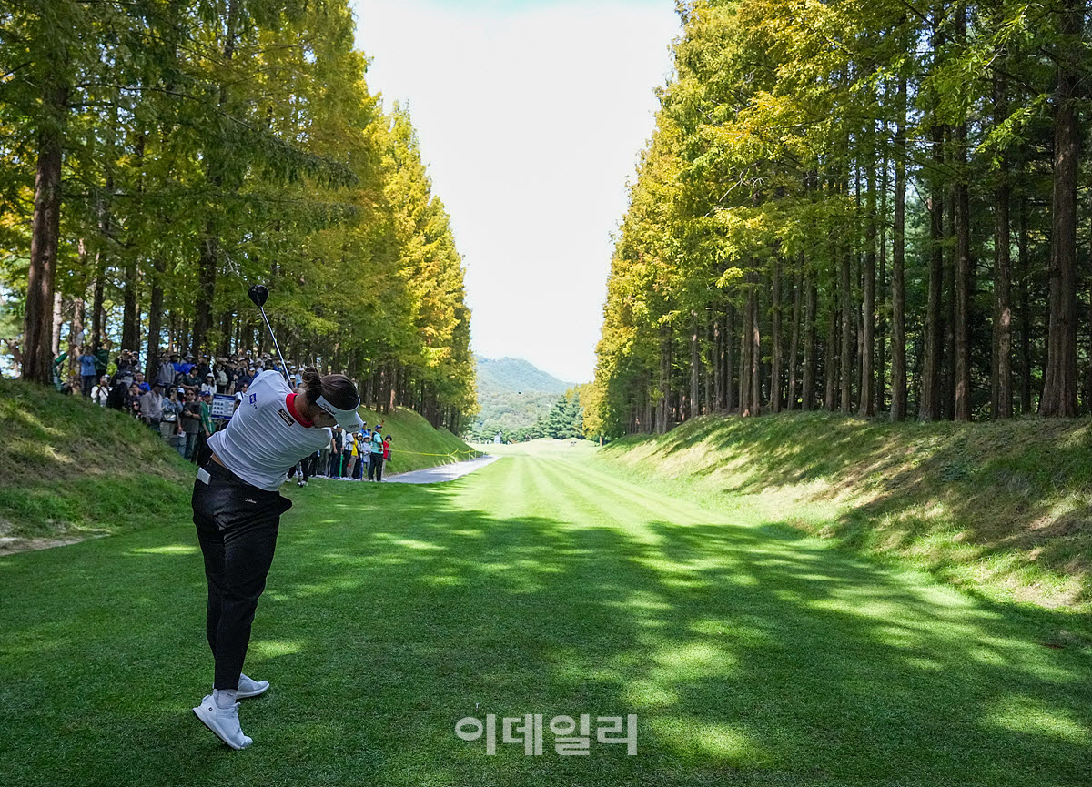 [포토]김민솔,우승 향한 티샷