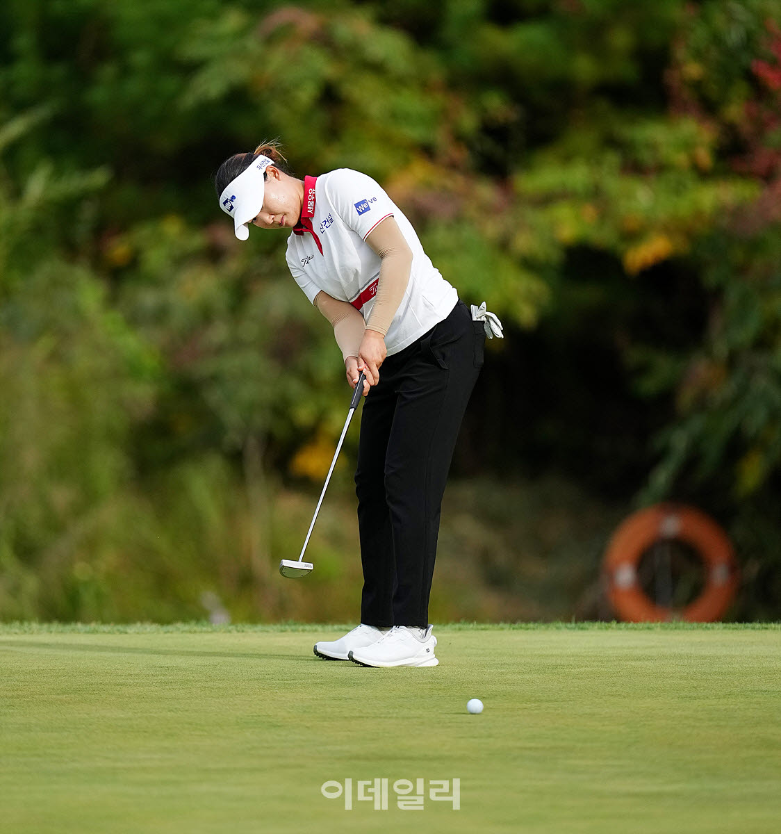 [포토]김민솔,버디로 올라가자