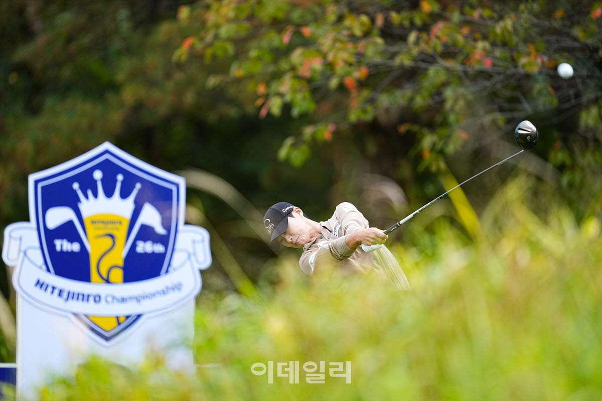 [포토]박성현,정확한 티샷 방향