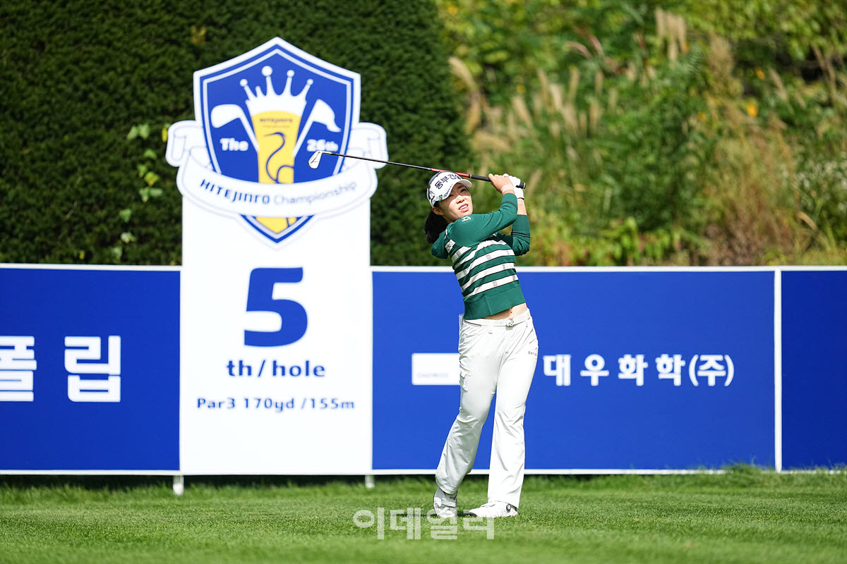 [포토]김수지,핀 앞에 떨어져라