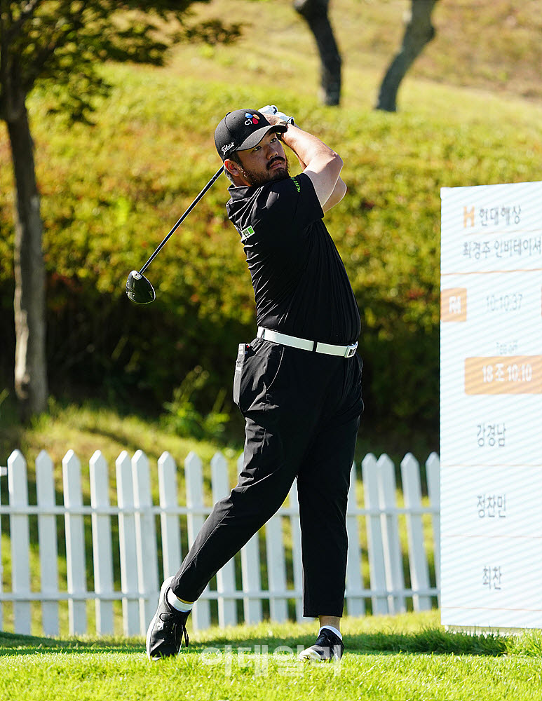 [포토] 정찬민, 파워풀한 드라이버샷