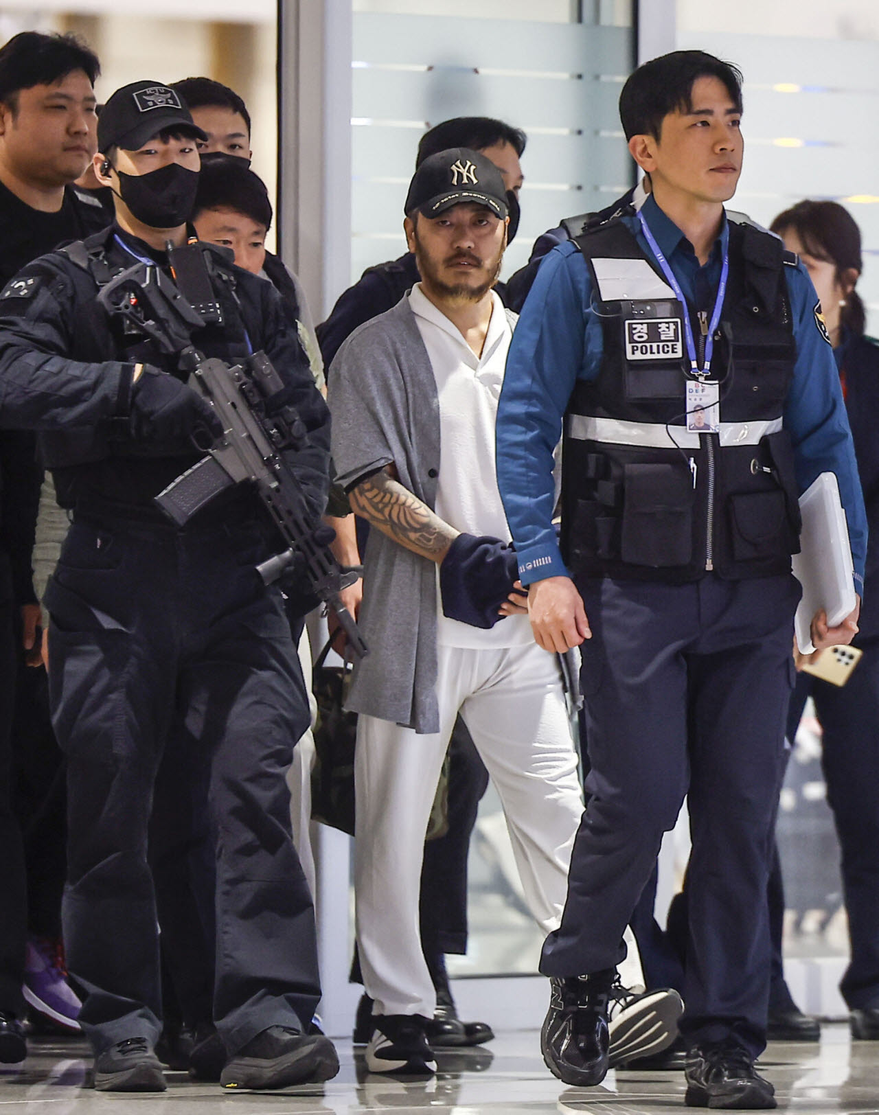 경찰, 올 들어 마약 제조·밀수사범 174명 검거…'마약왕' 박왕열 수사팀에 포상
