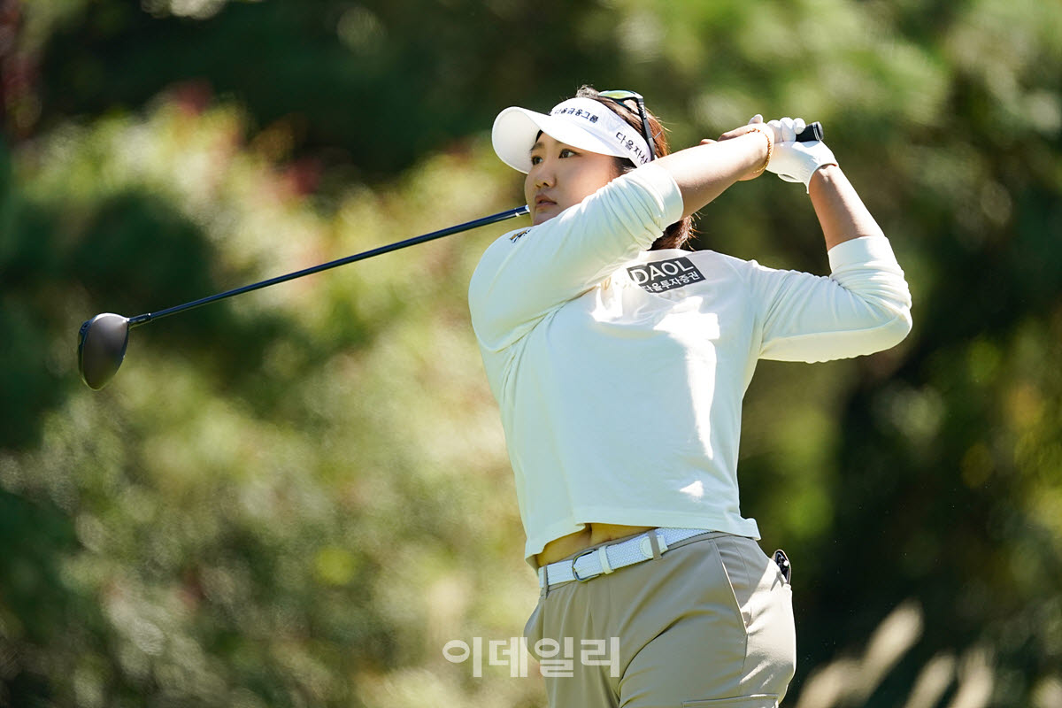 [포토]유해란,티샷은 강력하게