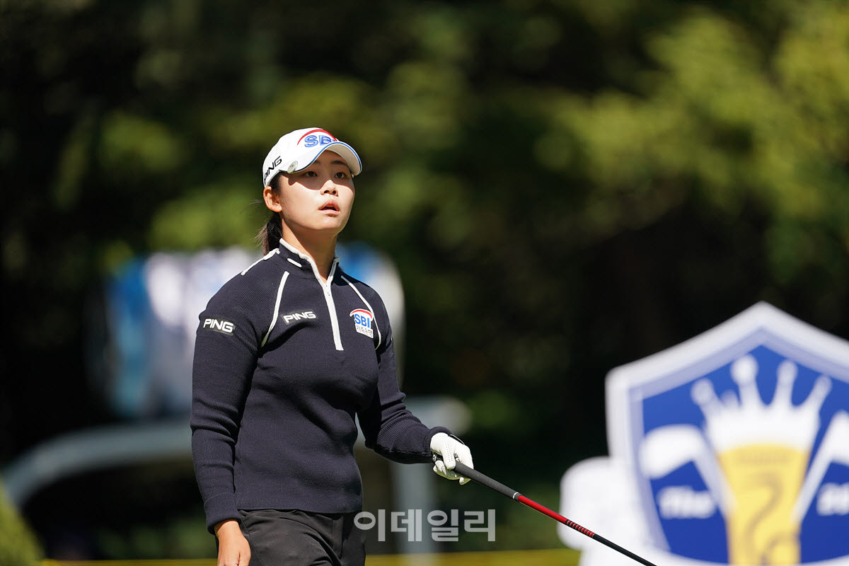 [포토]김지윤,타구 보며 출발